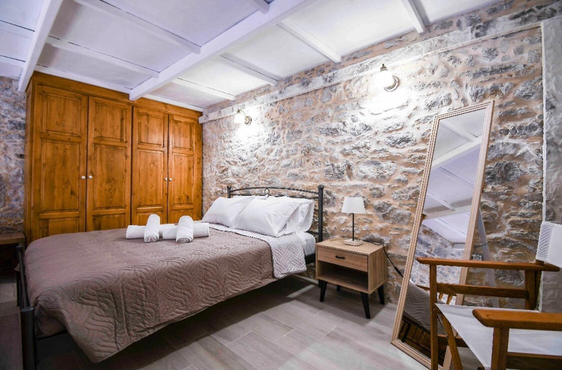 Stone Living Symi Central Apartments Экстерьер фото